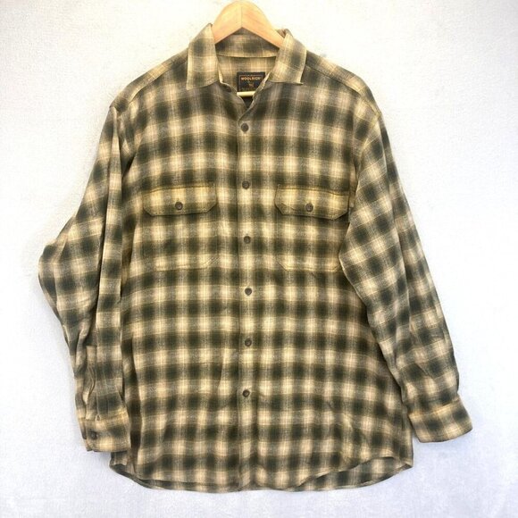 Woolrich Flannel Shirt Mens Size Large Green Tan Plaid Chest Pockets Cabincore - Picture 1 of 11